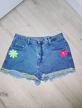 Blue Denim Women's High-Waist Shorts with Neon Floral Appliqués 100% Cotton L